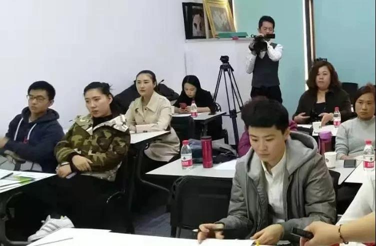 格琳斯英语